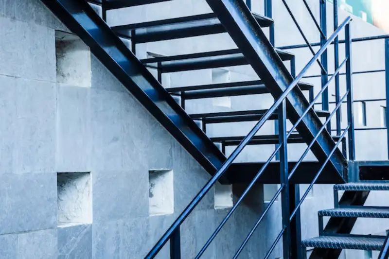 Instalação de escadas metálicas em São Bernardo do Campo